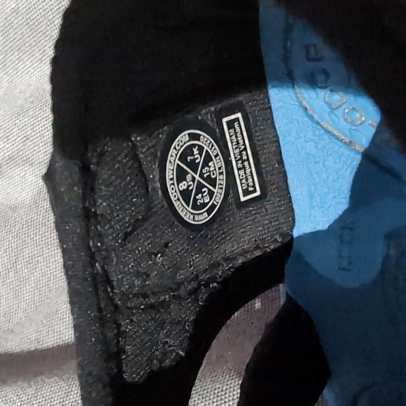 Keen Newport Size 11 H2SHO Shoes - Picture 7 of 10